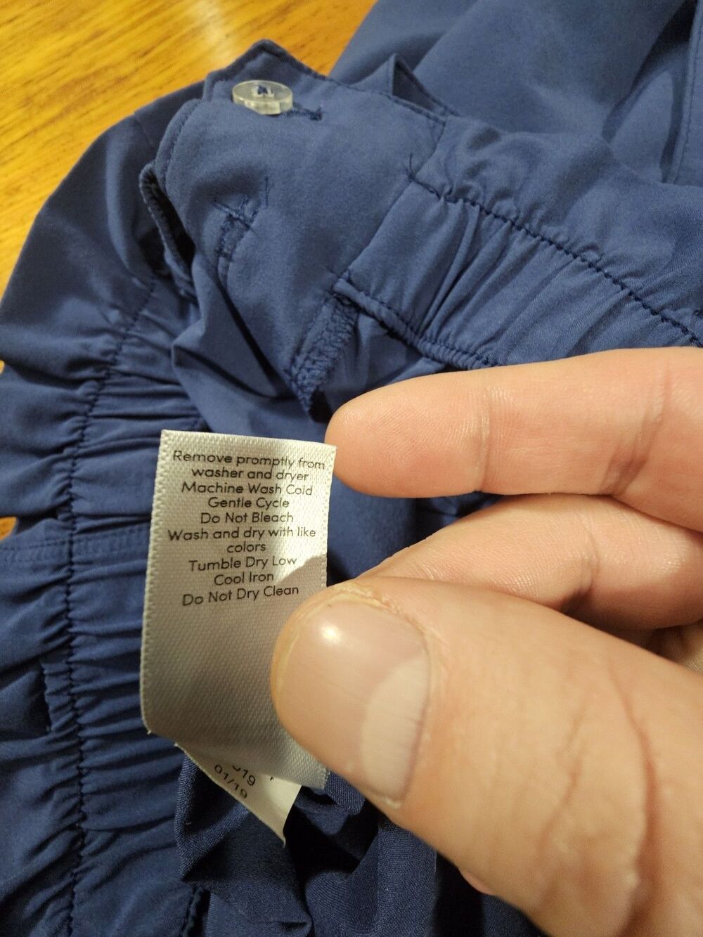 Athleta Pants Womens Skyline Pant Size 6 Blue Athleisure Wrinkle Resistant EUC - Picture 10 of 10